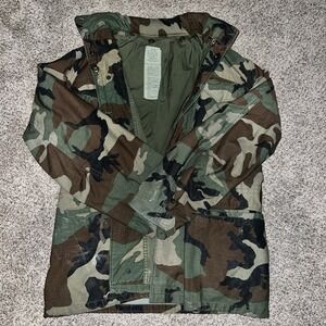 US Army Jacket Mens Medium Long Green Camo Coat Cold Weather Field Combat